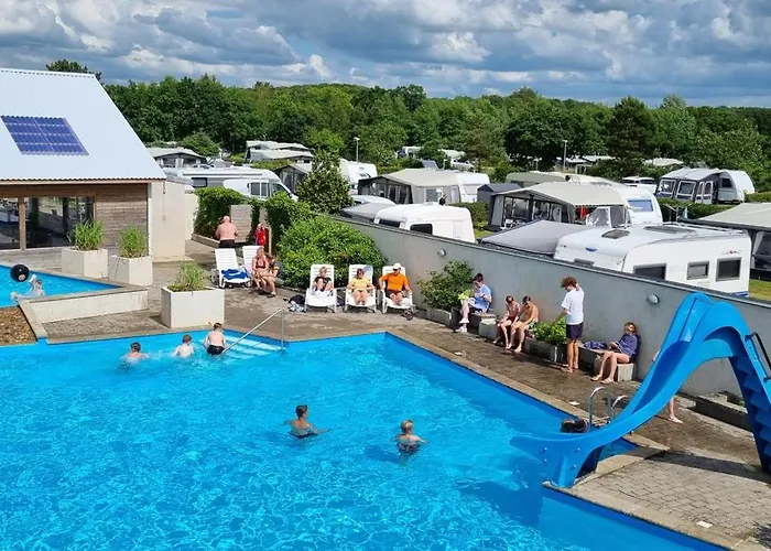 مزرعة للإقامة Hvalpsund Familie Camping