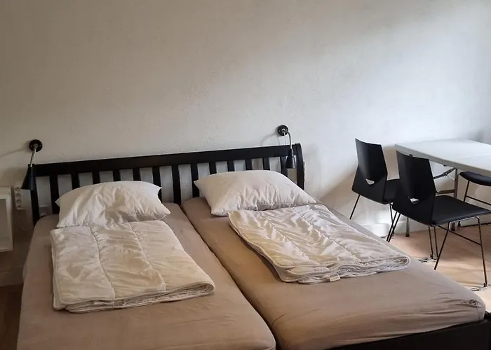 Hvalpsund Familie Camping مزرعة للإقامة *