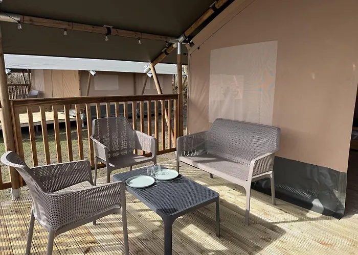 Hvalpsund Familie Camping مزرعة للإقامة Hvalpsund